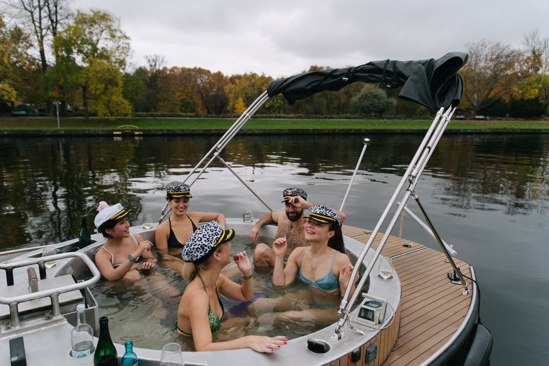Dein privater Hot Tub auf der Spree — Impression 3